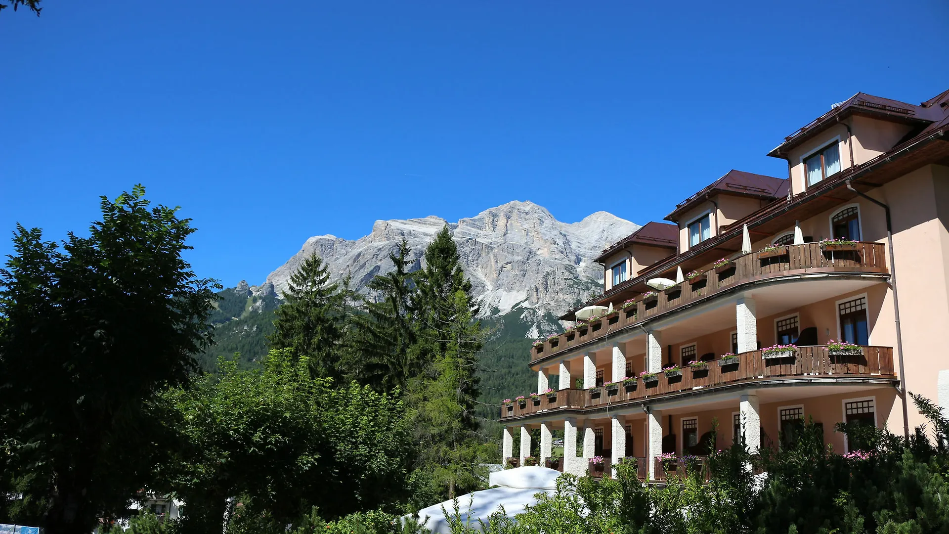 Boutique Hotel Villa Blu Cortina D'Ampezzo